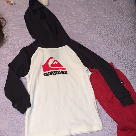 NWOT quicksilver boys set - Picture 2 of 3